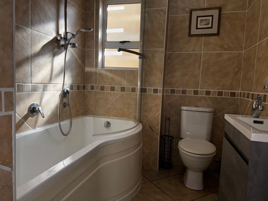 2 Bedroom Property for Sale in Jeffreys Bay Central Eastern Cape